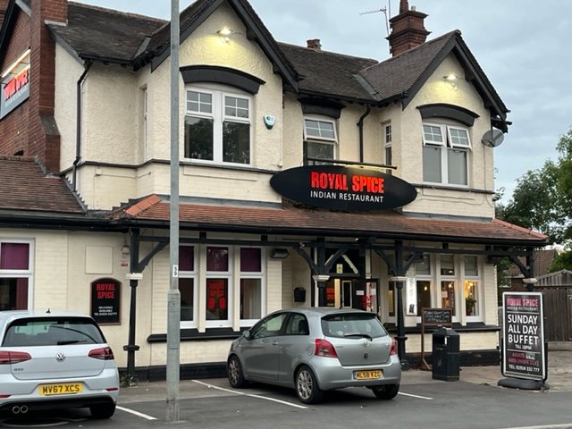 TheRoyalSpice2's tweet photo. Wayne Henderson gave us a 5-star google review this week. Cheers Wayne!
"Absolute fantastic" Food: 5/5  |  Service: 5/5  |  Atmosphere: 5/5
"Recommended dishes: Curry, Onion Bhaji, Chicken Biryani, Tikka Masala, Pilau Rice, Garlic Nan" https://t.co/wmyDvccm6j