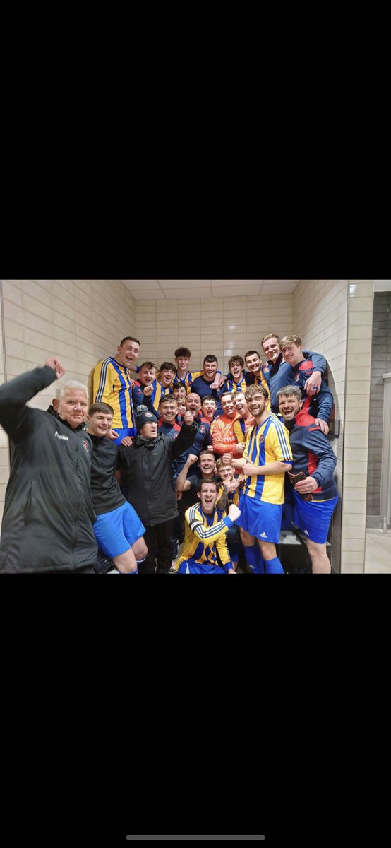 HighfieldsFc's tweet photo. Well it’s official WE ARE GOING UP!!! https://t.co/G8aeYrTBKp