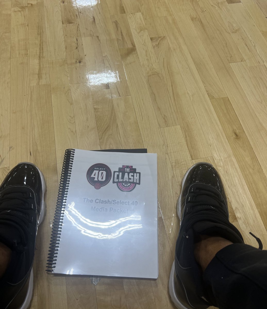 wadesworld32's tweet photo. Teams come and go but one thing that remains consistent……..
is my existence
#Hoopislife 🏀🏀🏀🏀🏀 https://t.co/G1u6TC5Cf1