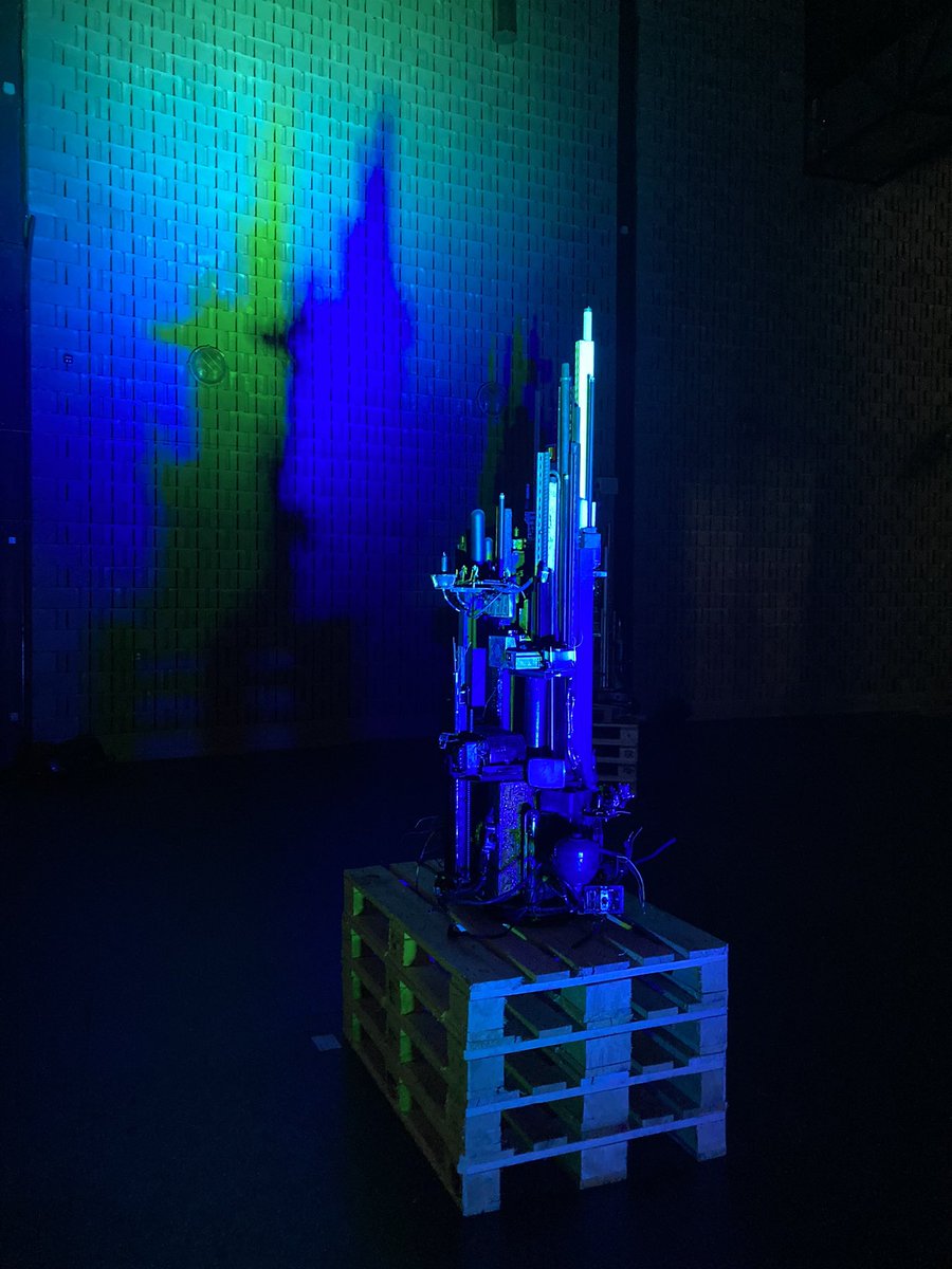 GalerieGong's tweet photo. Neuropolis - město (od)padu v @GalerieGong
Zkrotili jsme energie, ovládli krajinu - proměnili jsme svět.
#kintera #DenZeme #ostravaart https://t.co/pJELy06kEA