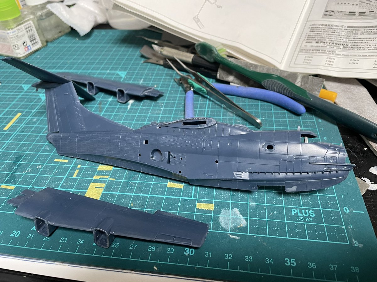 こんなん作ってます。
調子が良ければジオラマ風に仕上げれたらと思います。

#us2  #海上自衛隊　#飛行艇
#アオシマ