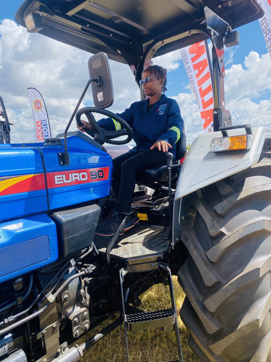 ChendaChilao's tweet photo. Proof of life..
#Agritech-Expo 👩🏾‍🌾 https://t.co/xcmbcvn0o8