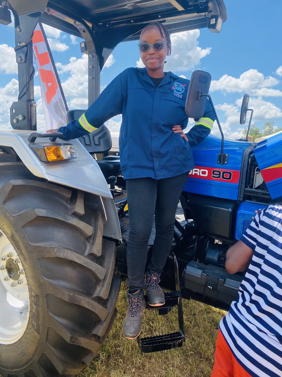 ChendaChilao's tweet photo. Proof of life..
#Agritech-Expo 👩🏾‍🌾 https://t.co/xcmbcvn0o8