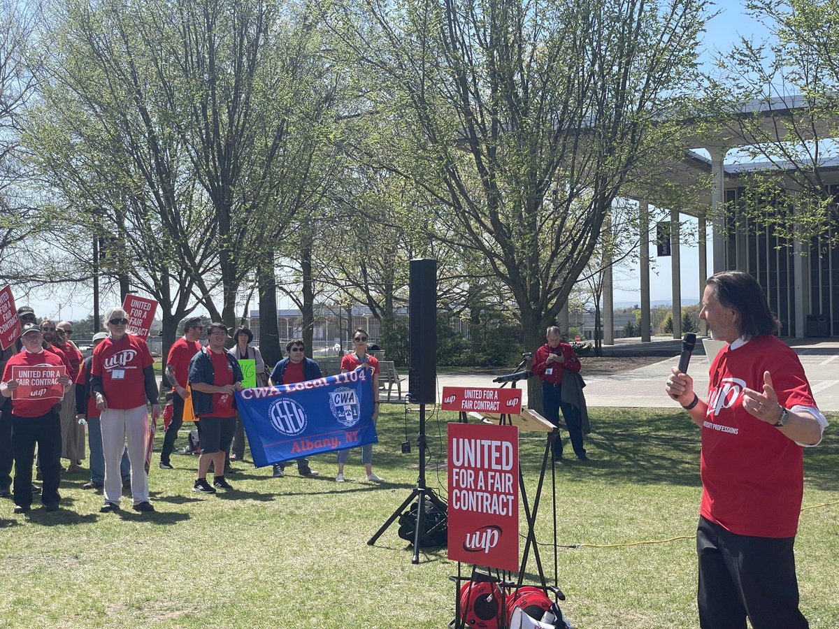 AndyPallotta's tweet photo. NYSUT SUPPORTS ⁦@uupinfo⁩ 
⁦@nysut⁩ ⁦@AFTunion⁩ ⁦@NYSAFLCIO⁩ 
⁦@NYSUT2VP⁩ ⁦@NYSUTStreasurer⁩ ⁦@MelindaJPerson⁩ ⁦@UUPAlbany⁩ ⁦@NYSUTCDRO⁩ https://t.co/f0ngm7WepH