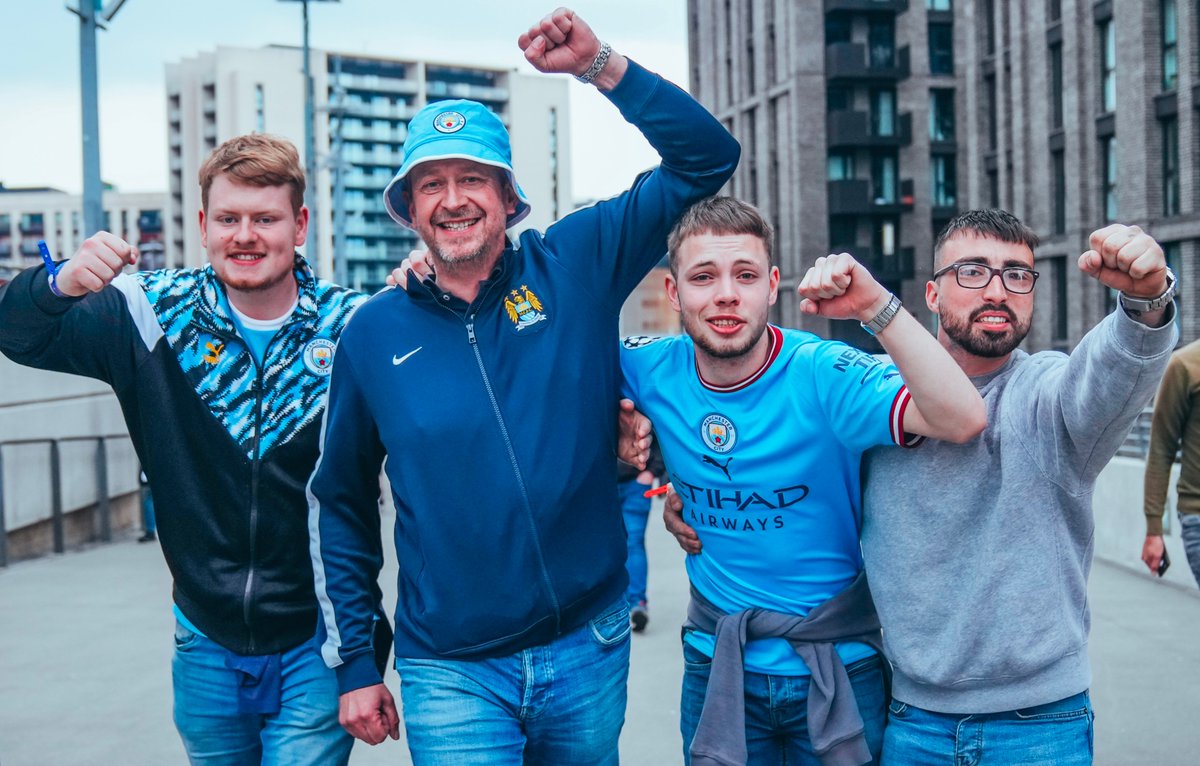 ManCityJP's tweet photo. シティ👊

#ManCity https://t.co/arCjjGfIFD