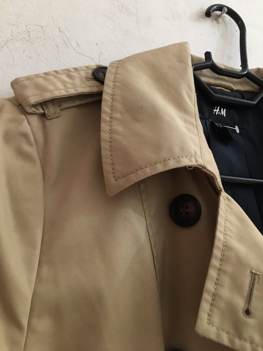 letitsnowonline's tweet photo. H&amp;M Trench Coat 
M250
Good condition
Cash on delivery 
Delivery around Maseru Downtown https://t.co/5E8d7IuC1H