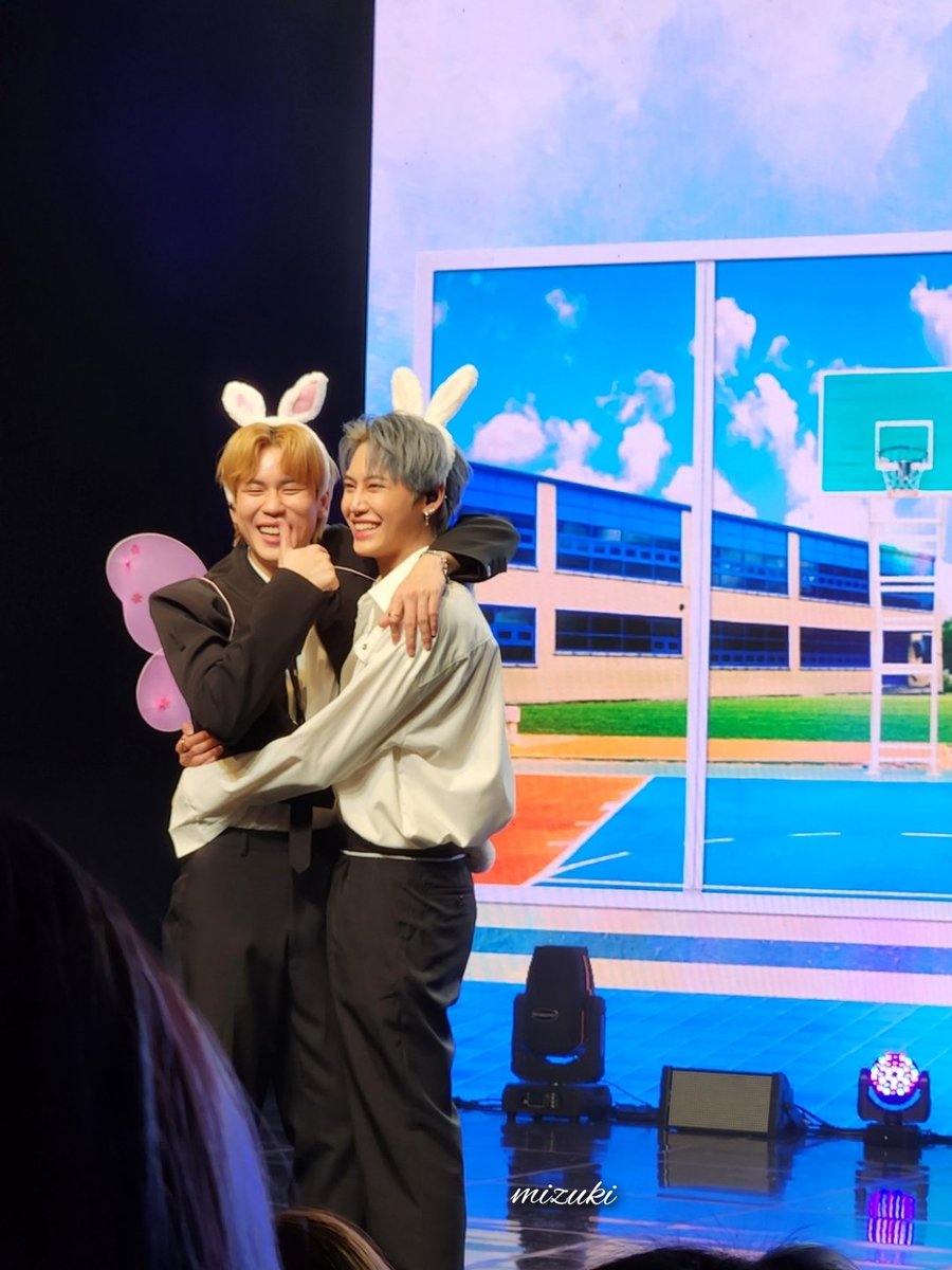 mizuki_minoz's tweet photo. 230422 비트윈 어스 팬미팅😍🙂
#BetweenUsinSeoul
#bb0un #prem_space https://t.co/y43EwXYTv9