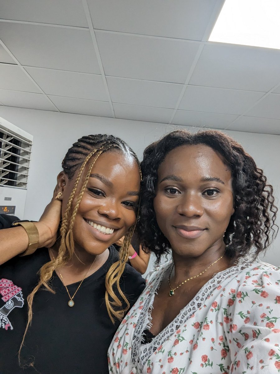 orjichikah's tweet photo. I had an amazing time with the beautiful ladies of @SheCodeAfrica  today.
Thank you for building a community where we can connect and grow @Kolokodess.

#SCACommunityConnect
#SheCodeAfrica https://t.co/5kCoZiJNk6
