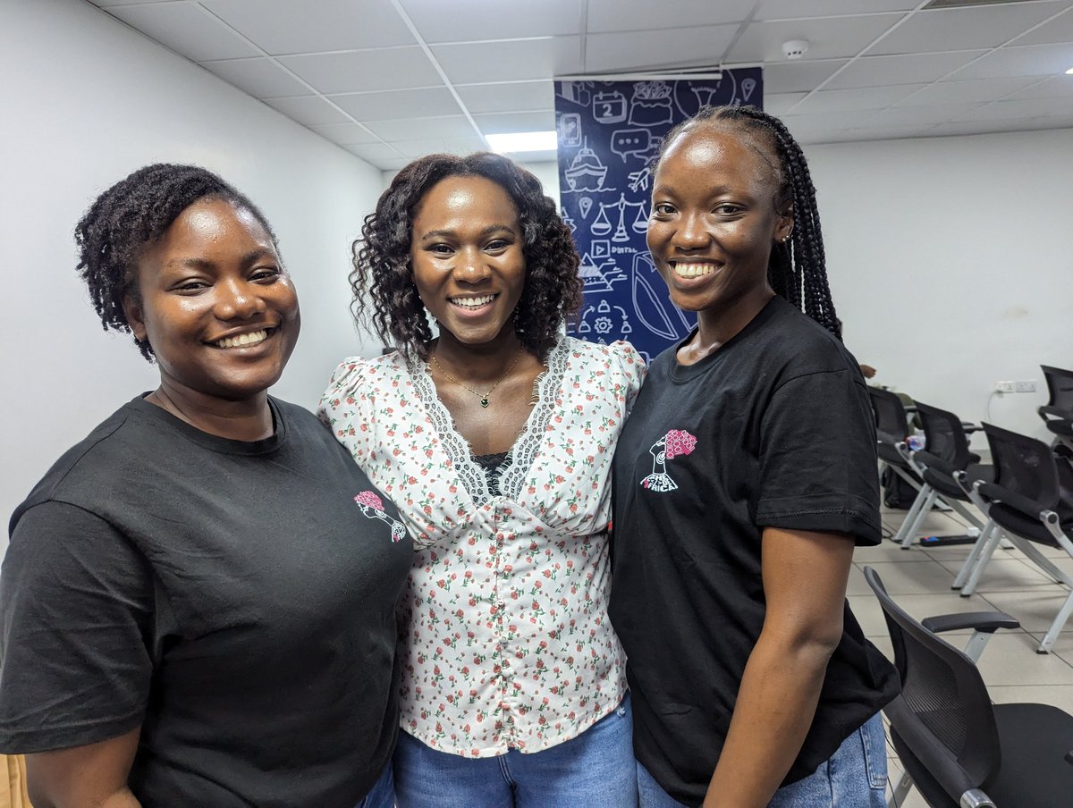 orjichikah's tweet photo. I had an amazing time with the beautiful ladies of @SheCodeAfrica  today.
Thank you for building a community where we can connect and grow @Kolokodess.

#SCACommunityConnect
#SheCodeAfrica https://t.co/5kCoZiJNk6