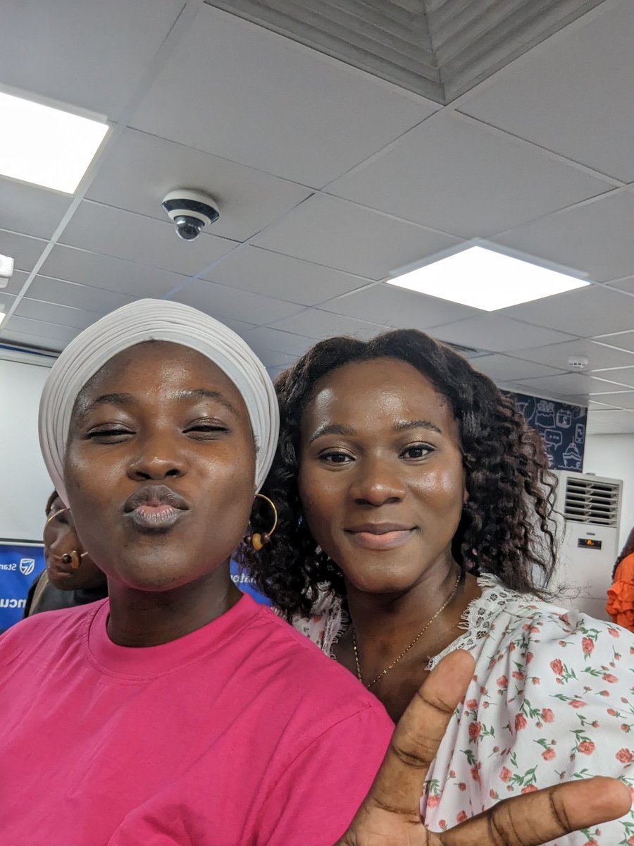orjichikah's tweet photo. I had an amazing time with the beautiful ladies of @SheCodeAfrica  today.
Thank you for building a community where we can connect and grow @Kolokodess.

#SCACommunityConnect
#SheCodeAfrica https://t.co/5kCoZiJNk6