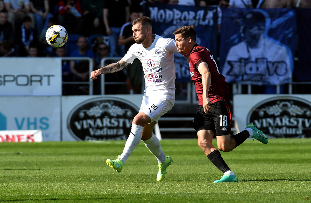 1_FCS's tweet photo. Jdeme do druhé půle, po té první vedeme 1:0!
46' | #zaslovacko | #sloacs 1:0 https://t.co/Ze7329owfL