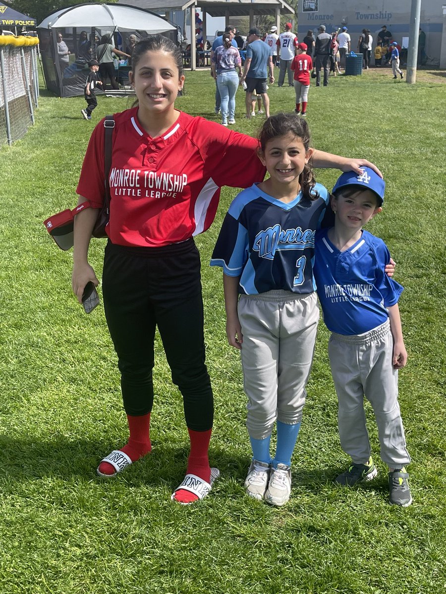 MonroeTwpLL's tweet photo. Tons of fun at #MTLLOpeningDay2023

Come on out to Church St! https://t.co/kunQq3PqIo