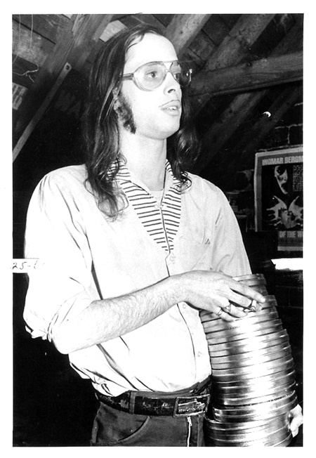 77MASH's tweet photo. #OnThisDay, 1946, born #JonWaters = John Samuel Waters Jr. - #Director https://t.co/76B0CbWdnU