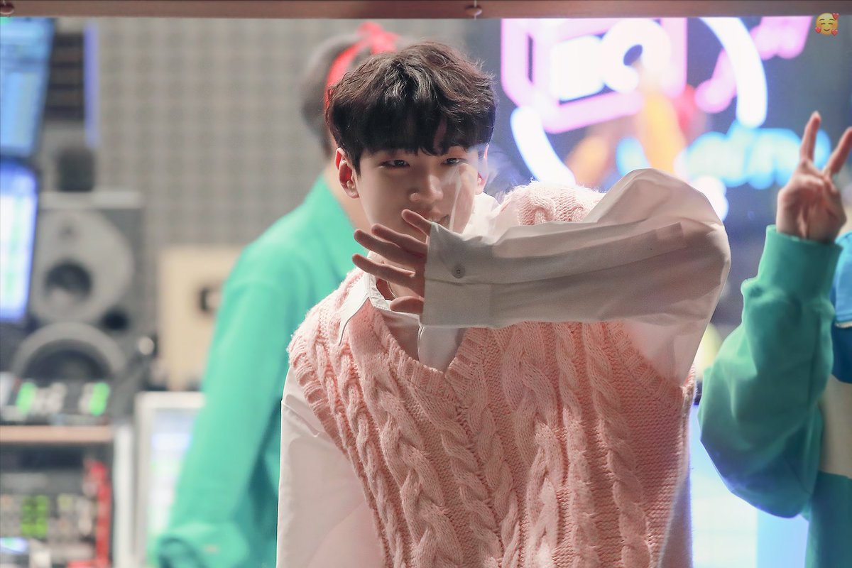 timetoJC's tweet photo. 220423 스테이션제트 #재찬

#박재찬 #JAECHAN #DKZ #디케이지 https://t.co/HsVLP9FYs9
