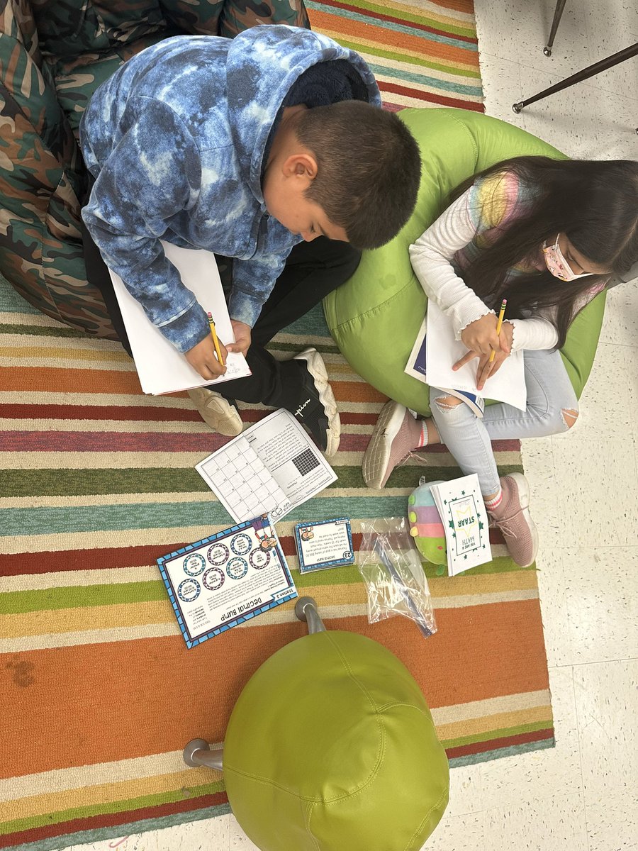 JanaeCapshaw's tweet photo. 5th grade students are engaged in math stations this morning! #LANlevelup @LANSchools @pdilley5 @rogers_buchana @JulieMorgan262 @LAComoFWISD https://t.co/bhleTd3IZB