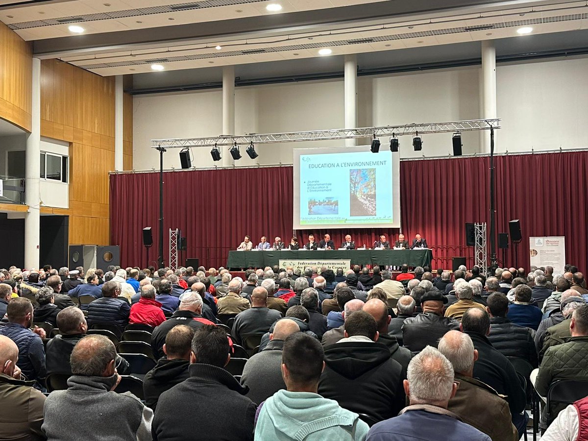 Après 3 ans sans réunion, retour en présentiel pour l'assemblée générale de la fédération des chasseurs de la #Corrèze à #Egletons!! Merci à tous nos invités et à l'ensemble des participants !! #chassecorreze