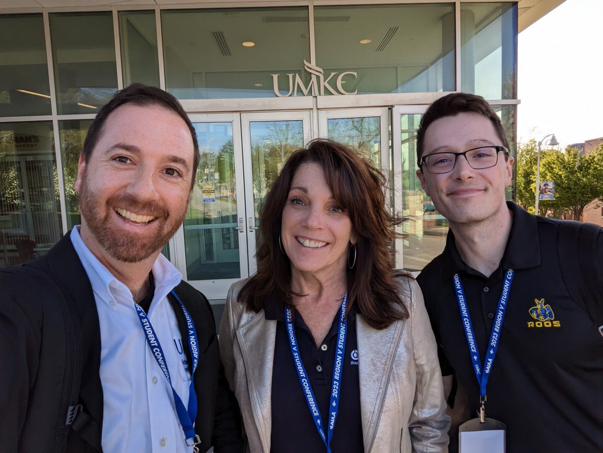 _merriescott's tweet photo. #AIAA shout out to Dr. Mujahid Abdulrahim and Austin Stark and the entire #UMKC student branch for hosting the Region V Student Conference https://t.co/j0Kfh0Nrrv