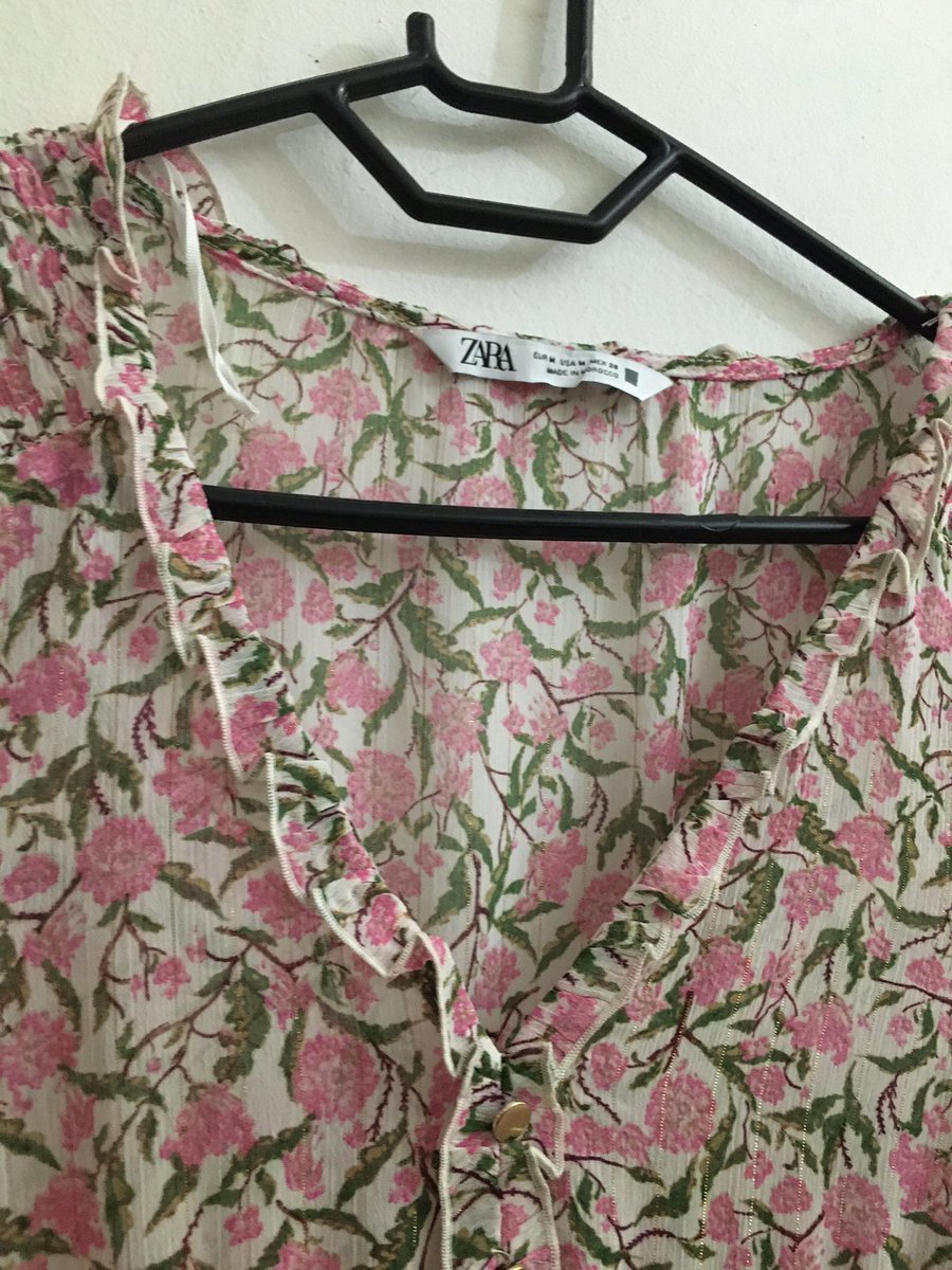 letitsnowonline's tweet photo. Zara Floral Dress 
M200
Size Medium
Cash on delivery 
Delivery around Maseru Downtown https://t.co/r8V8mOUBcq