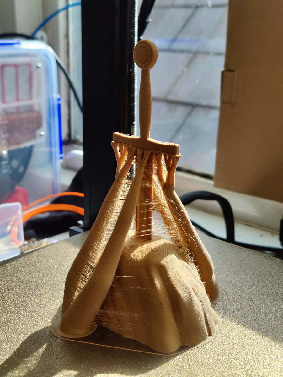 WolfyMode's tweet photo. #3Dprinting 

Had sample of this wood filament from @Polymaker_3D, first try, I can say success ✌️just a bit stringy 😁

Really nice model by @Bugman_140 
Can be found in Printables
https://t.co/x0QfanYTxt

Printed on @Elegoo_Official #Neptune2
Filament #Polywood
Temp. 190 https://t.co/HruytPFmEr