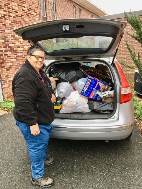 OSBBristowVA's tweet photo. On this #EarthDay, we salute our Sister Lil who tirelessly takes our recycling to our local recycling center. For S. Lil and all of you who go out of your way to do things big and small for our planet, may God bless and reward your efforts! https://t.co/A1EAyGXfut