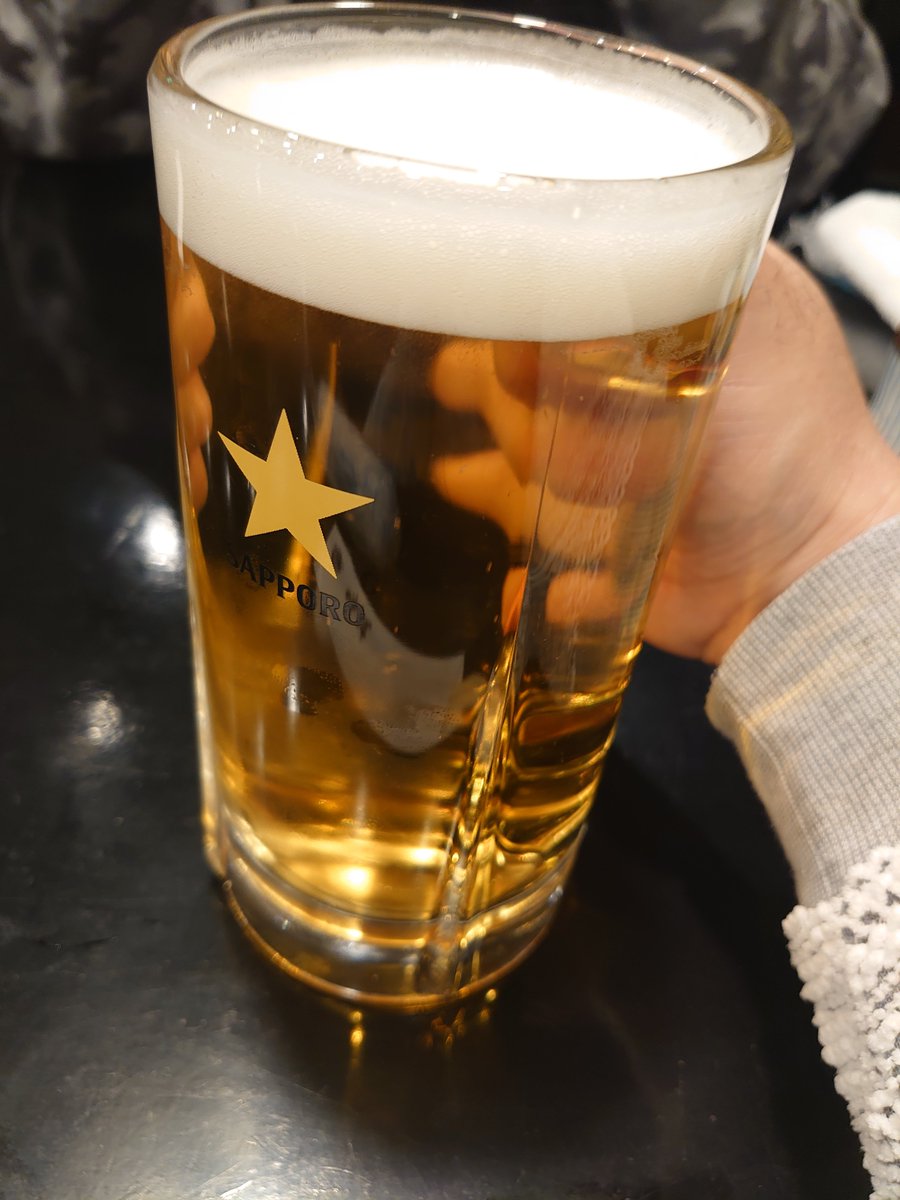 pekepeke130's tweet photo. お疲れ生ビール🍺(￣▽￣)ゞ
                         お刺身✨   でｳェｲ https://t.co/36NdJWuodo