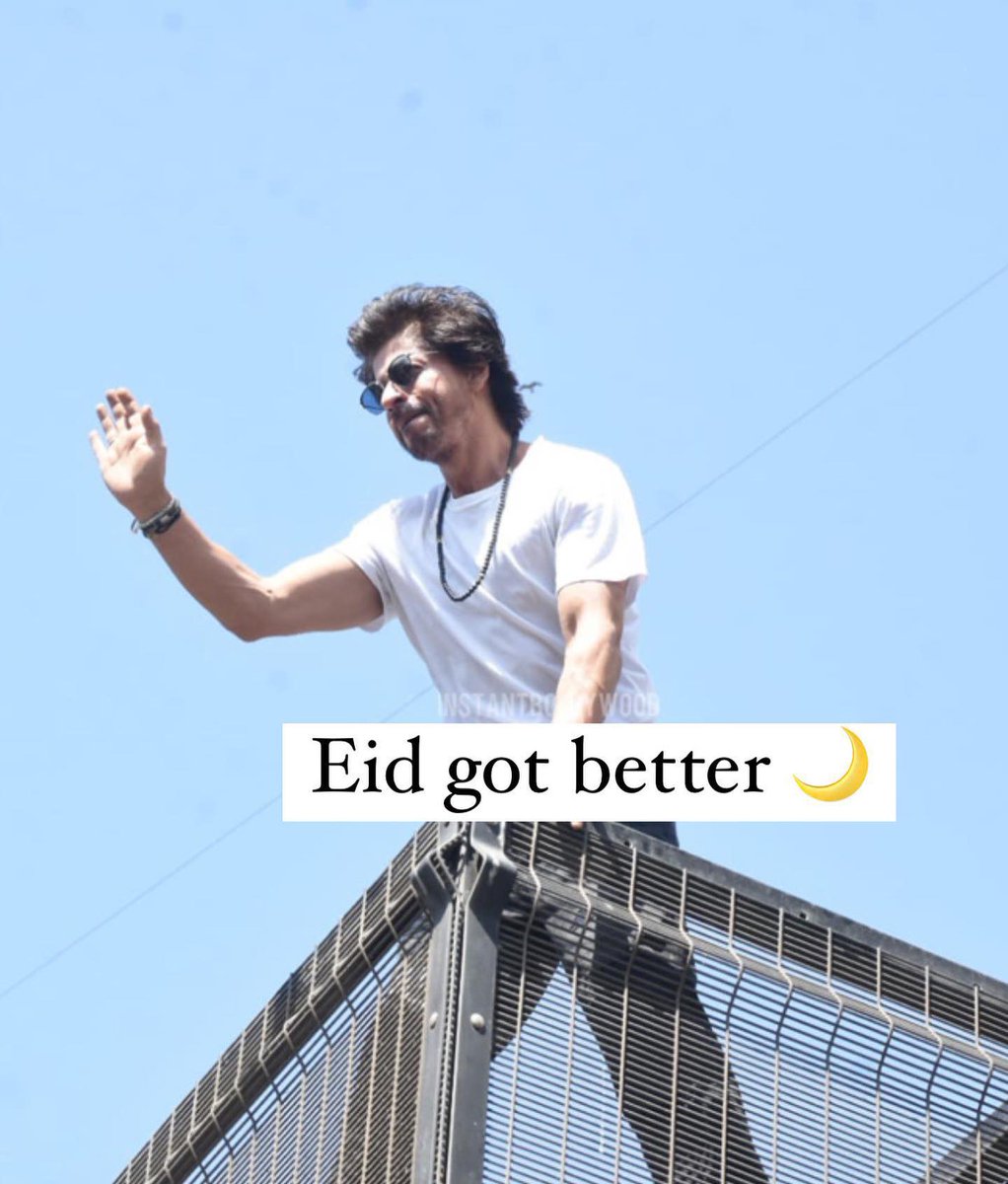 fizzie_girl's tweet photo. @iamsrk ❤️🛐 love you Kingu! https://t.co/ZjmZt3VC6M