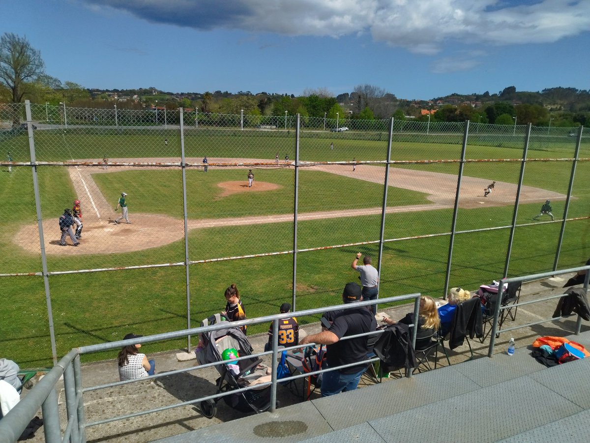 Seguimos en el partido! 
14-7 para El llano.
