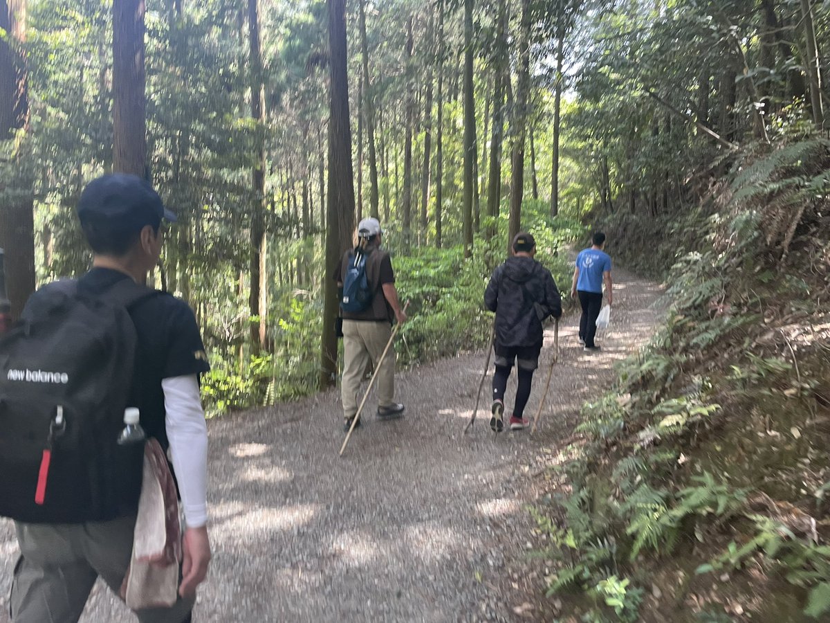 taiyofudosan's tweet photo. 今日は春の社内レクレーション。筑後平野を一望です。#大平山 #低山 #甘木公園 https://t.co/snJc4agHBi
