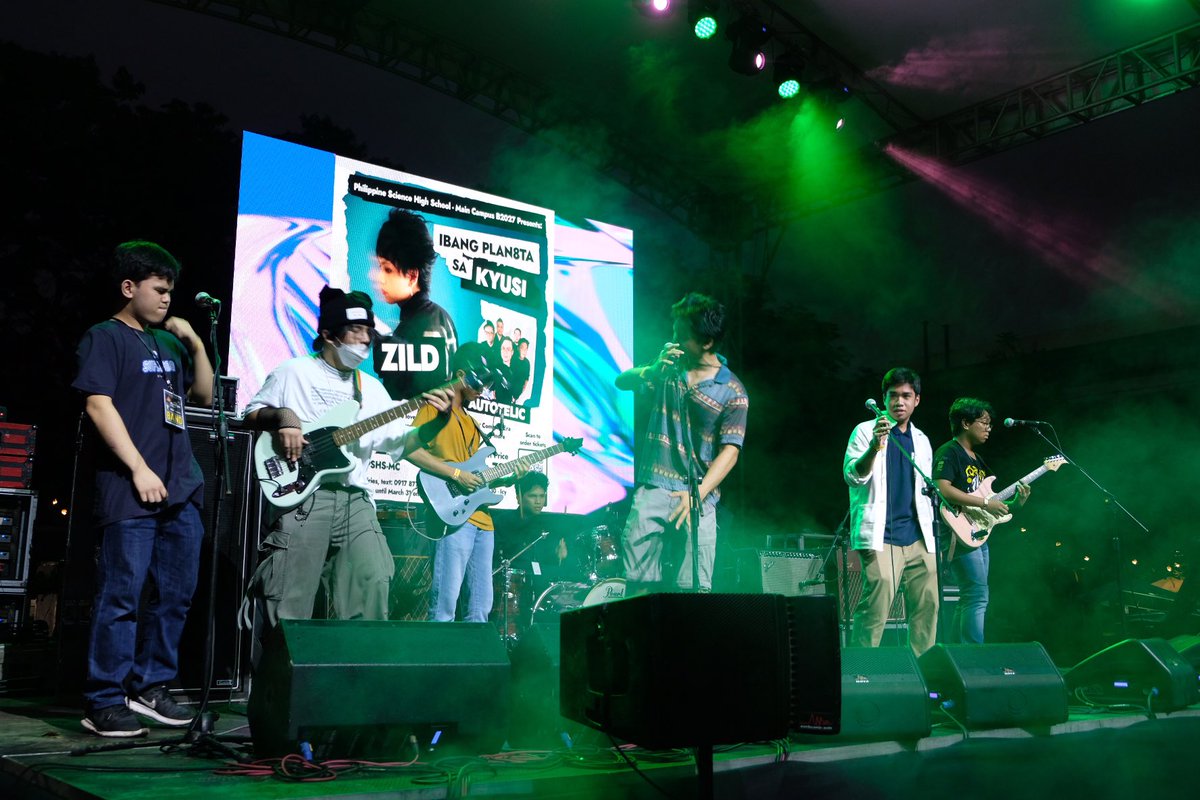 scischo's tweet photo. Head on down to BotB champion @TutaMooningBag’s healing house! Tonight, they take us to another trip to the moon and back with their renditions of "Healing House" by Phum Viphurit, "Demonyo" by juan karlos, and "Marilag" by Munimuni. https://t.co/RPOZ9L7N6h