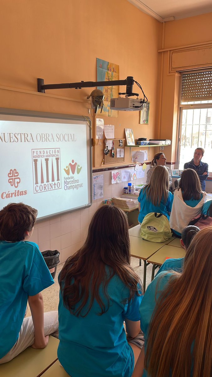 ❤️‍🔥#Hermadad|| Nuestra Hermandad esta mañana ha participado en el #EDJ23  realizando el taller "Maria, espejo de justicia".

🫶🏼Hemos explicado un poco de la historia de nuestra Hdad y la acción social que desempeña haciendo hincapié en nuestra labor en <a href="/F_CORINTO/">Fundación Corinto</a>.

#CofradiasMLG
