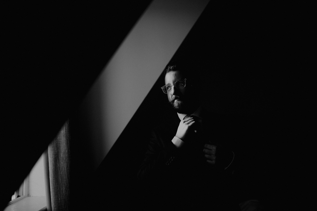 “The heart of man is very much like the sea, it has its storms, it has its tides and in its depths it has its pearls too”
― Vincent van Gogh

#seandkate #moodylight #gentlemenstyle #thegentsjournal #groomstyle