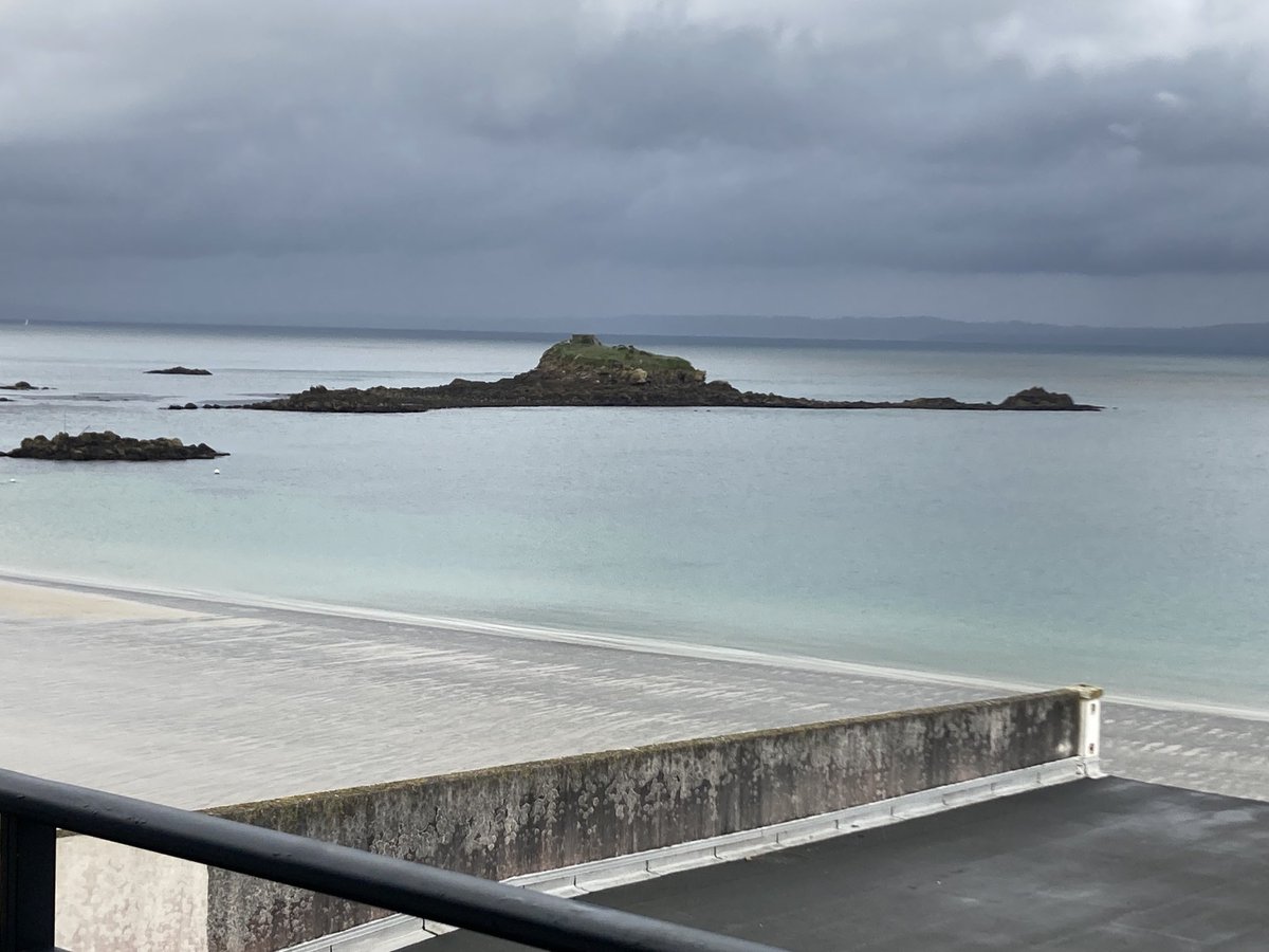 Isabelle Mergault tweet media