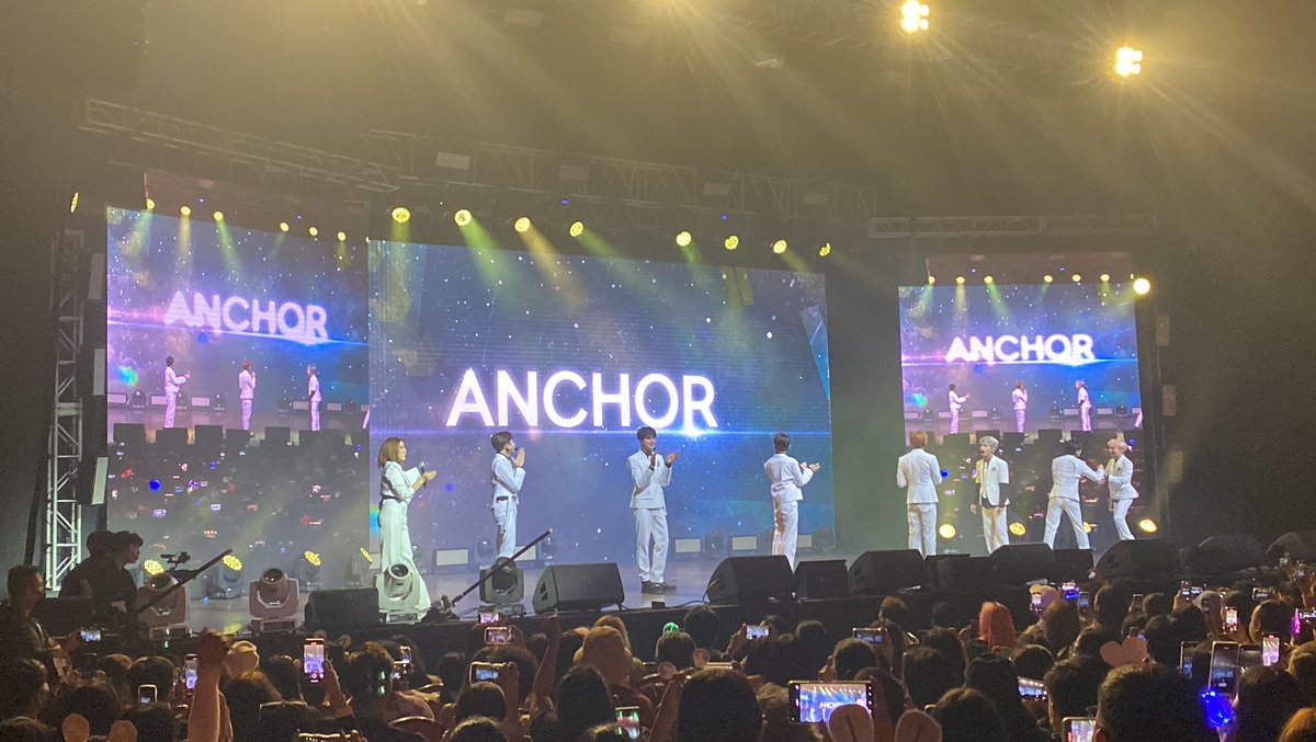 justforvinster's tweet photo. ANCHOR is the official fandom name of HORI7ON. We’re no longer nameless fandom. HELLO ANCHORS !

#HORI7ON #100DaysMiracle #HORI7ONFirstFanmeeting https://t.co/wZxbOoBfyo