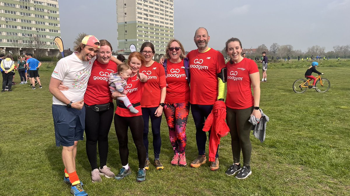 We headed to <a href="/wansteadparkrun/">Wanstead parkrun</a> and celebrated Sarah’s first parkrun <a href="/helenmctaggart/">Helen McTaggart</a> first baby park run with her little one cheering us on and Rosa completed her 30th #parkrun #goodgym #EarthDay #running #trainingrun