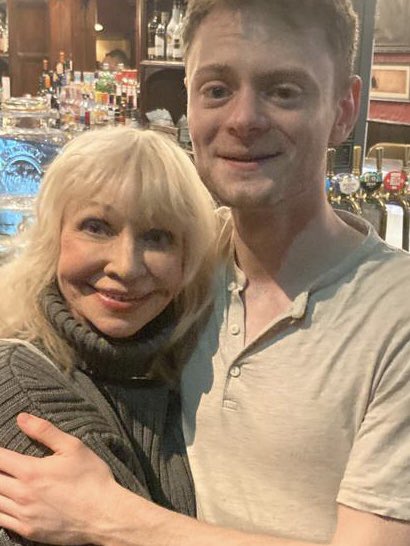 last night <a href="/WhiteBearTheatr/">White Bear Theatre</a> thank you so much @McManingtonHall <a href="/CharlieRoss99/">Charlie Ross</a> <a href="/gengamesplays/">Generation Games</a>  two pieces  both funny &amp; touching . last performances tonight so if your free truly worth seeing 🎭👍🏻congrats #SimonStallard nominated for <a href="/OffWestEndCom/">OffWestEnd | The Offies</a> 👍🏻💕