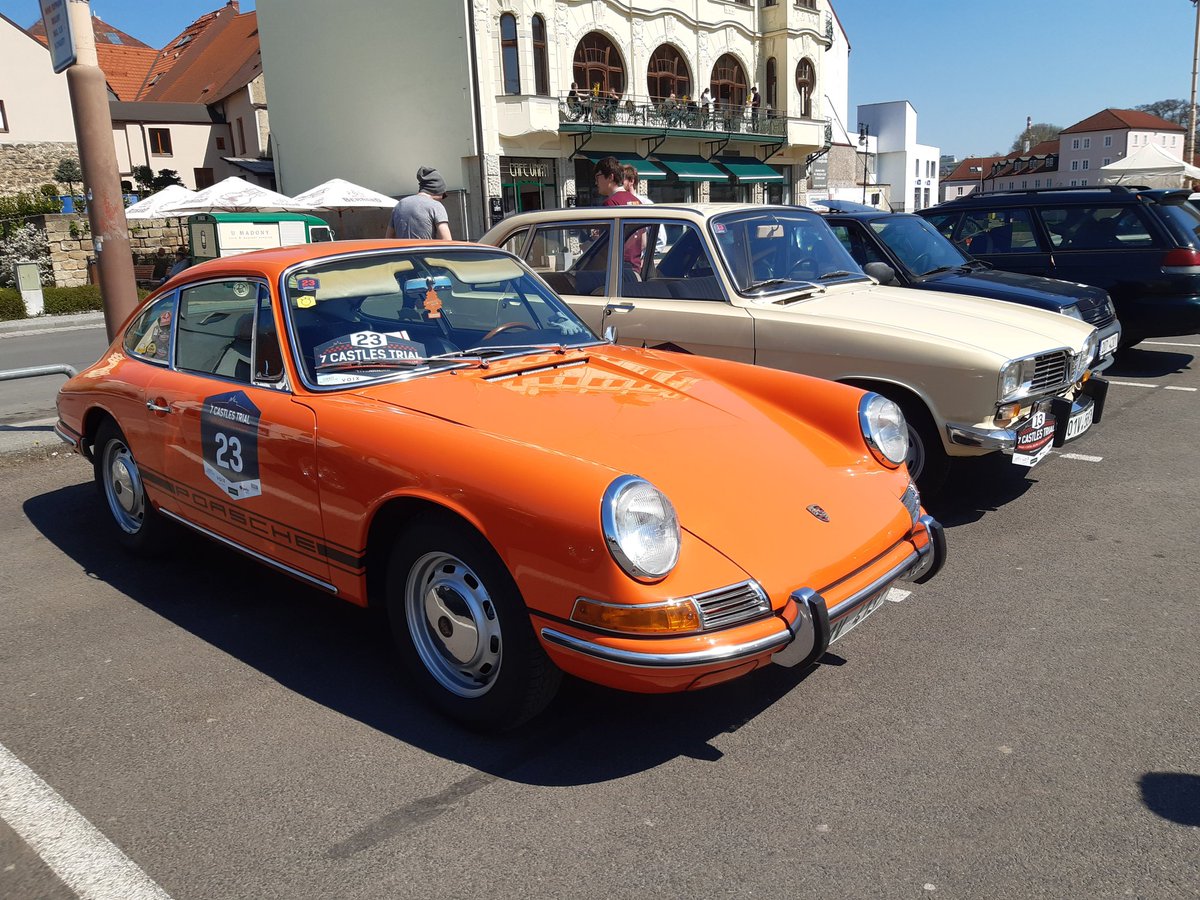 ONDREJ_LANIK's tweet photo. Great atmosphere in Česká Lípa - lunch break during 7 Castles Trial 2013. #Skoda #SkodaClassic #7ct https://t.co/Zs0Sm8EGac