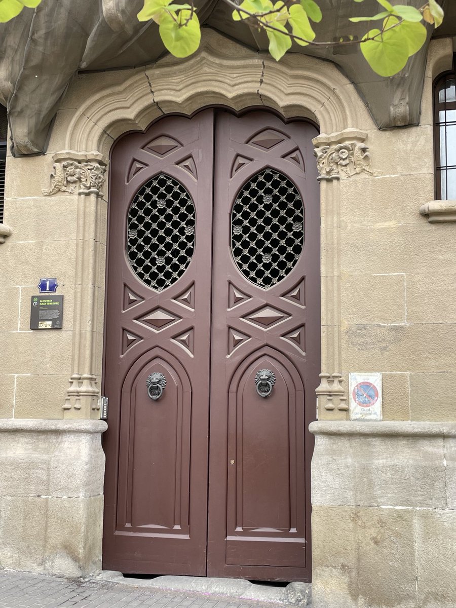 RetllModernisme's tweet photo. La Buresa, #Manresa https://t.co/WWDNZa1pug