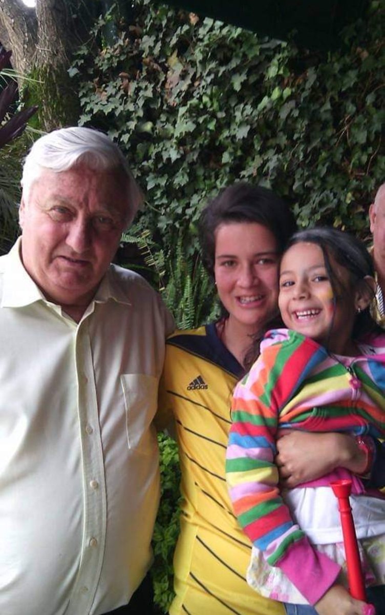 kamilamr02's tweet photo. Que feo despertarse con esta triste noticia. Descansa en paz NENE.
@SantaFe
#Sarnari #SantaFe #Bogota #DescansaEnPaz #Nene https://t.co/hoIhP1GaG0