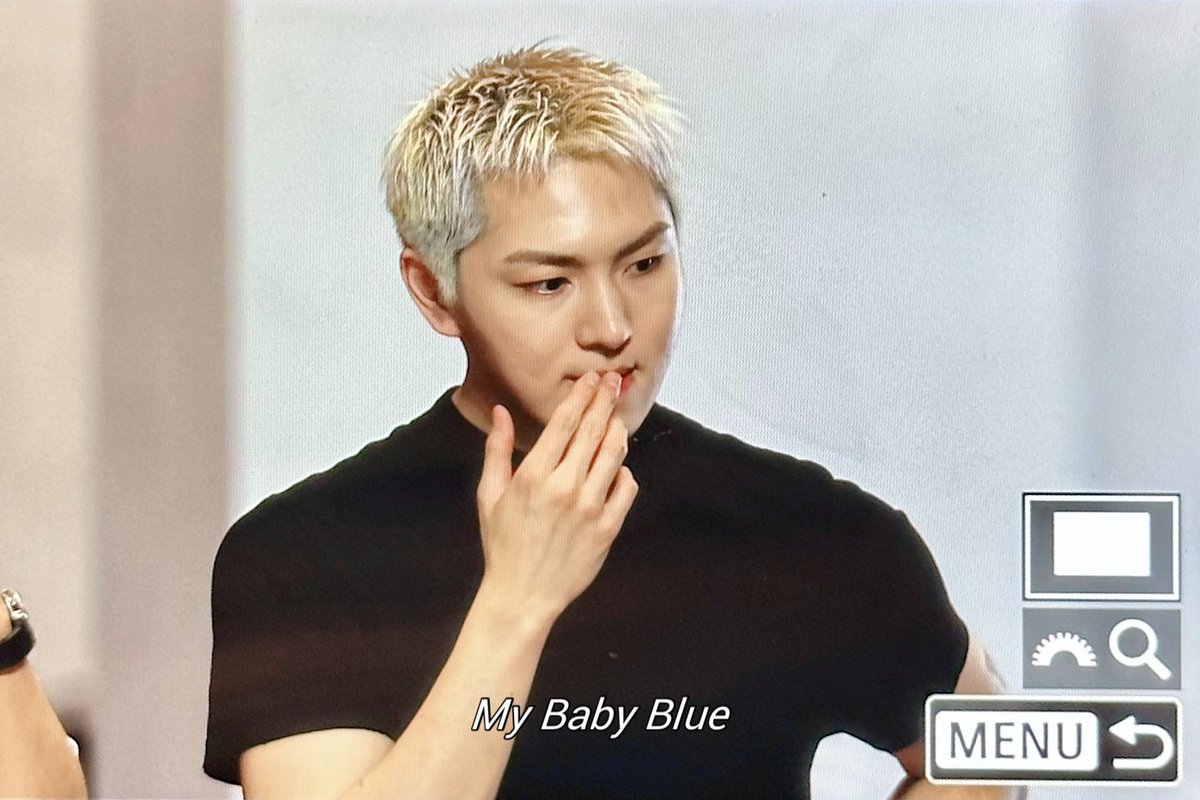 mybabybluekino tweet picture