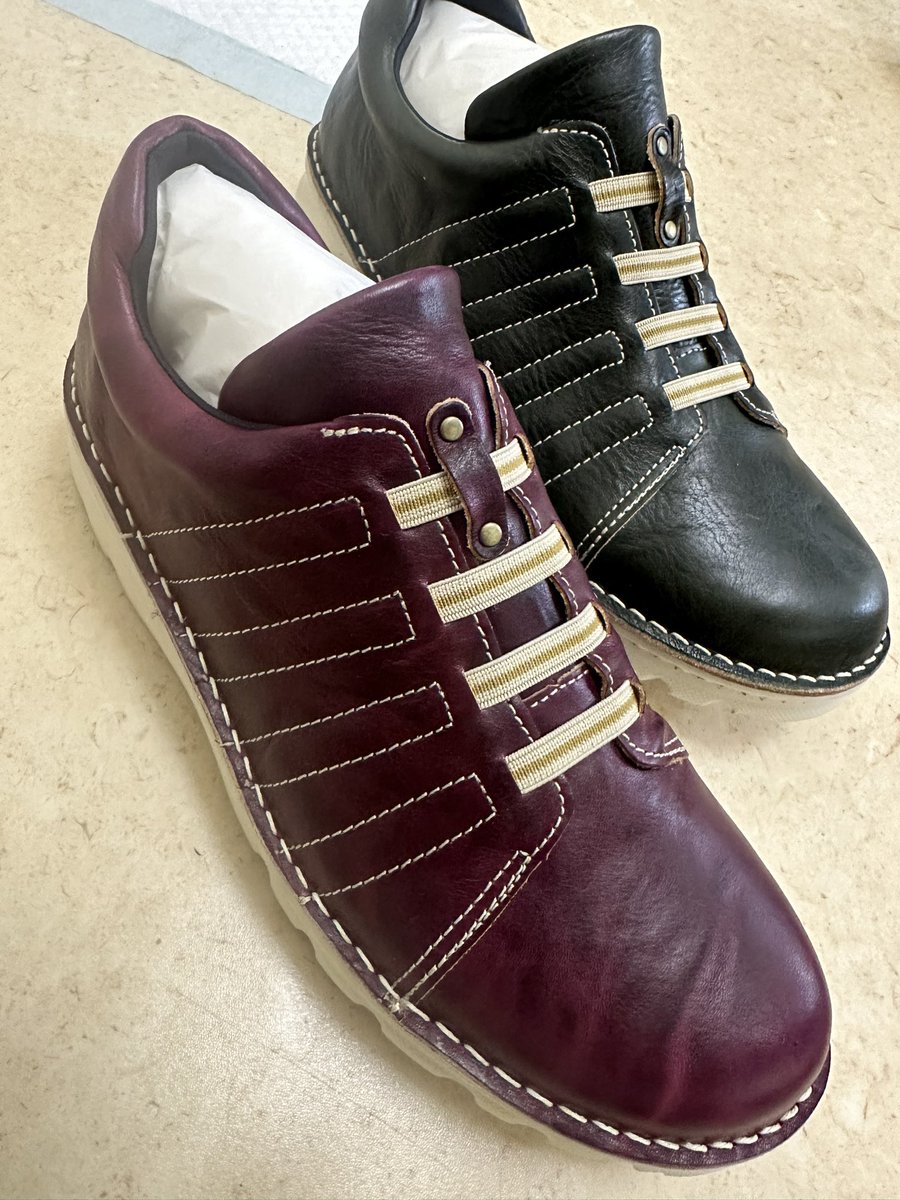 miguei_777's tweet photo. 本日出来立ての新デザイン👞
誰よりも先に見せちゃう。
画像はレディースだけど、カッコよくない？ https://t.co/BjPT1G0F1l