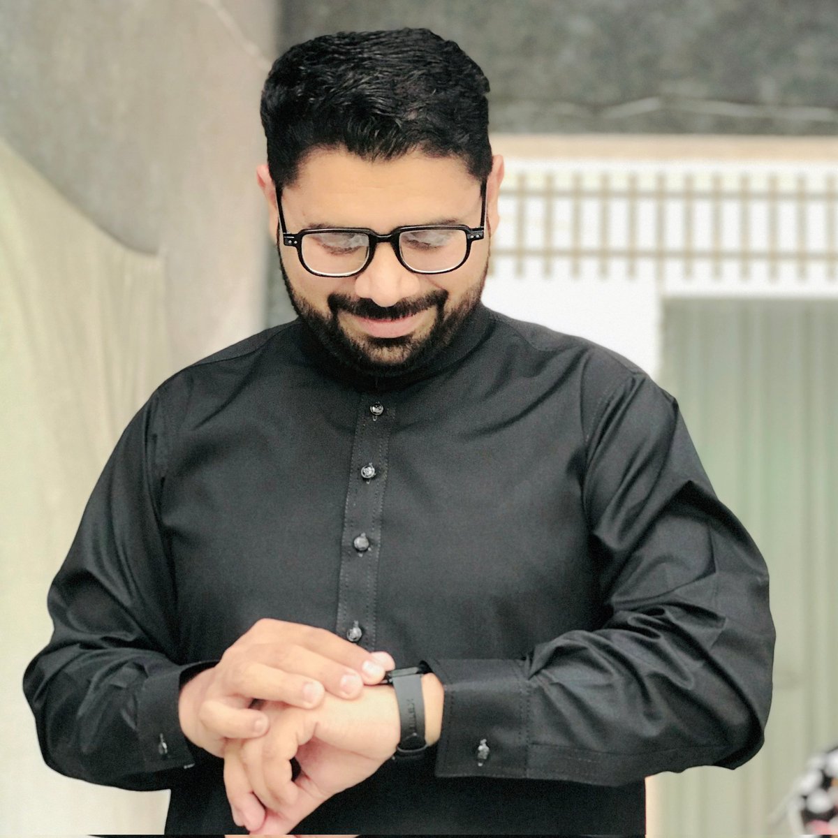 EmmyPakistani's tweet photo. #NewProfilePic https://t.co/lRUE9oTxV2