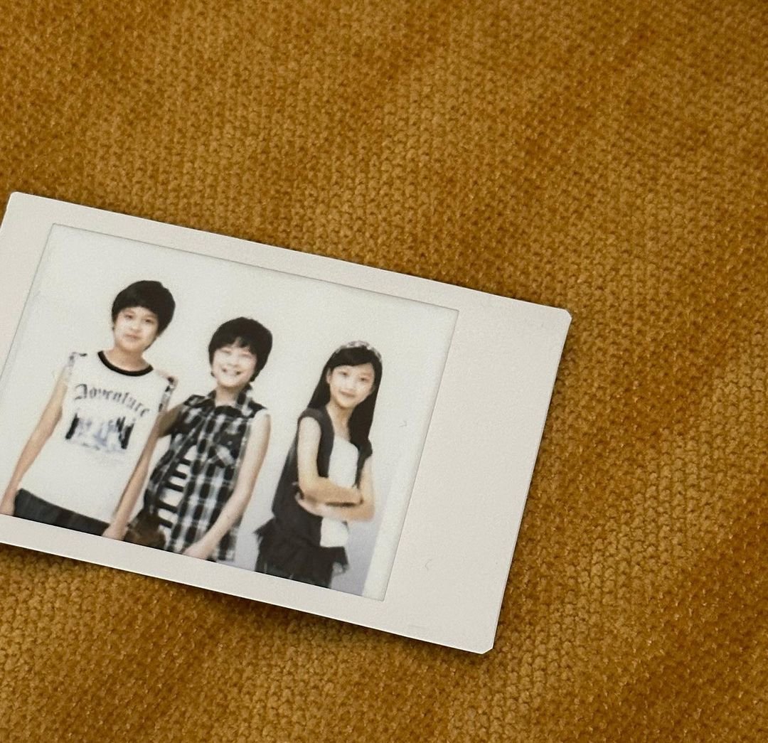 only_icepark's tweet photo. ACTRESS MOON KA YOUNG INSTAGRAM POST WITH YOUNG PHOTO OF HER SHE MOONBIN SHE LOST HER OTHER MOON 💔

Our beginning and before I knew it, I was taller than I was and looked up at you

All the moments are clear 😔

#MoonBin #ASTRO https://t.co/UN6pljFK0j