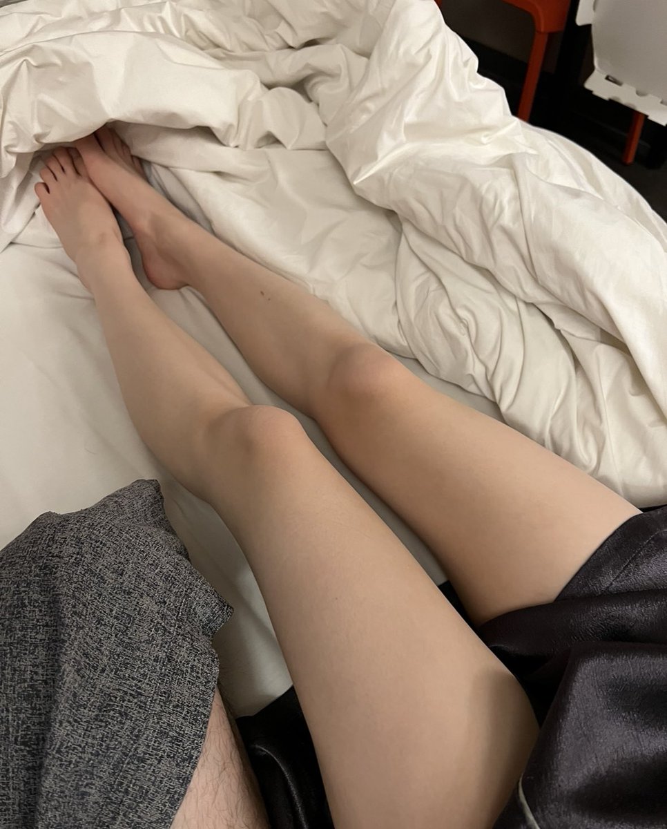 오늘 인계동 별밤 가려고하는데 같이 놀 커플분들 계실까요?
저희는 2n커플입니다!
천천히 분위기 타면서 노는거 좋아해요😀
#커플만남 #부커만남 #커플 #부커 #초대남 #무즐라 #관클 #초대녀