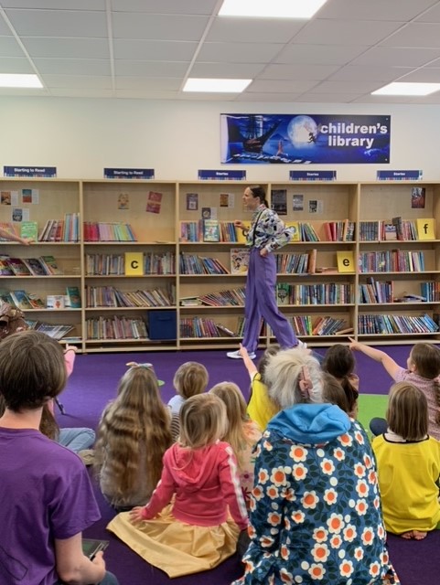 GodalmingLib's tweet photo. We have just had our first performance of the Story Detectives, why not come down at 1pm or 3pm to see what it's all about!
@SurreyLibraries @madebyKG
#dancinginlibraries #godalming #StoryDetectives https://t.co/LuDEzZDJIz