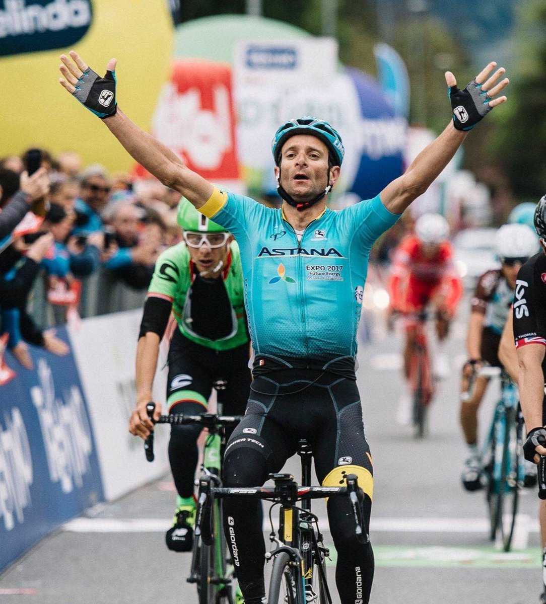 Oggi sono 6 anni senza Michele #Scarponi e senza una legge che tuteli gli utenti deboli della strada.