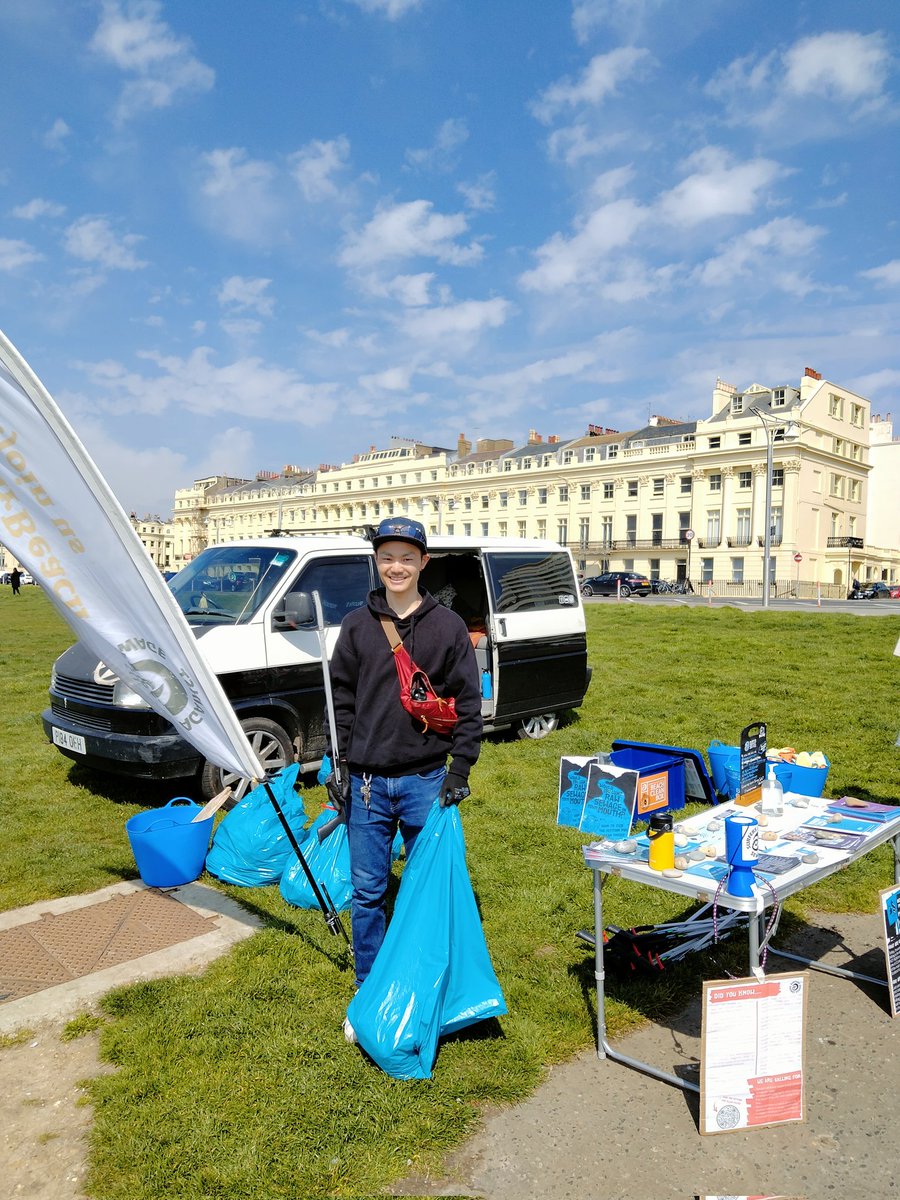 pablo_tai_jp's tweet photo. Happy #earthday2023 !! For this year's #EarthDay , I joined a beach cleanup with Surfers Against Sewage in Brighton! 
Small actions make difference.
#earthdayeveryday #ReturnToOffender #PostPandemicPollution #LoveOurBeach #SurfersAgainstSewage https://t.co/Owsq2sz3c1