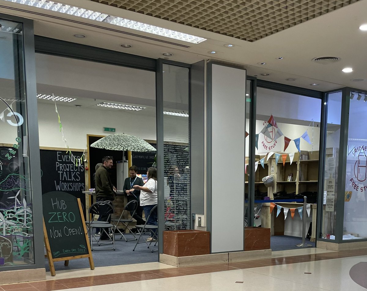 Kymwithers's tweet photo. @TPLTjobs @_TPLT_ I have just visited the new climate hub, Hub Zero, at the Sovereign Centre and it's fantastic!What a great initiative to empower the community to work together for a sustainable future.If you're in town, be sure to pop by and check it out!🌍 #HubZero #ClimateAction #SWCoopMPs https://t.co/qy0mU3VDjq
