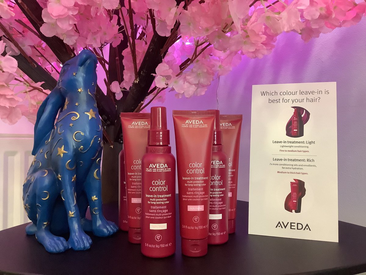 headmasters_ltd's tweet photo. ✨NEW✨ Color Control leave-in treatment is a must have product if you colour your hair! In 2 fabulous formulas to suit all hair types, packaged in recycled materials keeping existing plastic out of our oceans, it’s the perfect choice!
#aveda #vegan #crueltyfree #greenbeauty 💚🌊 https://t.co/opcend6Sxt