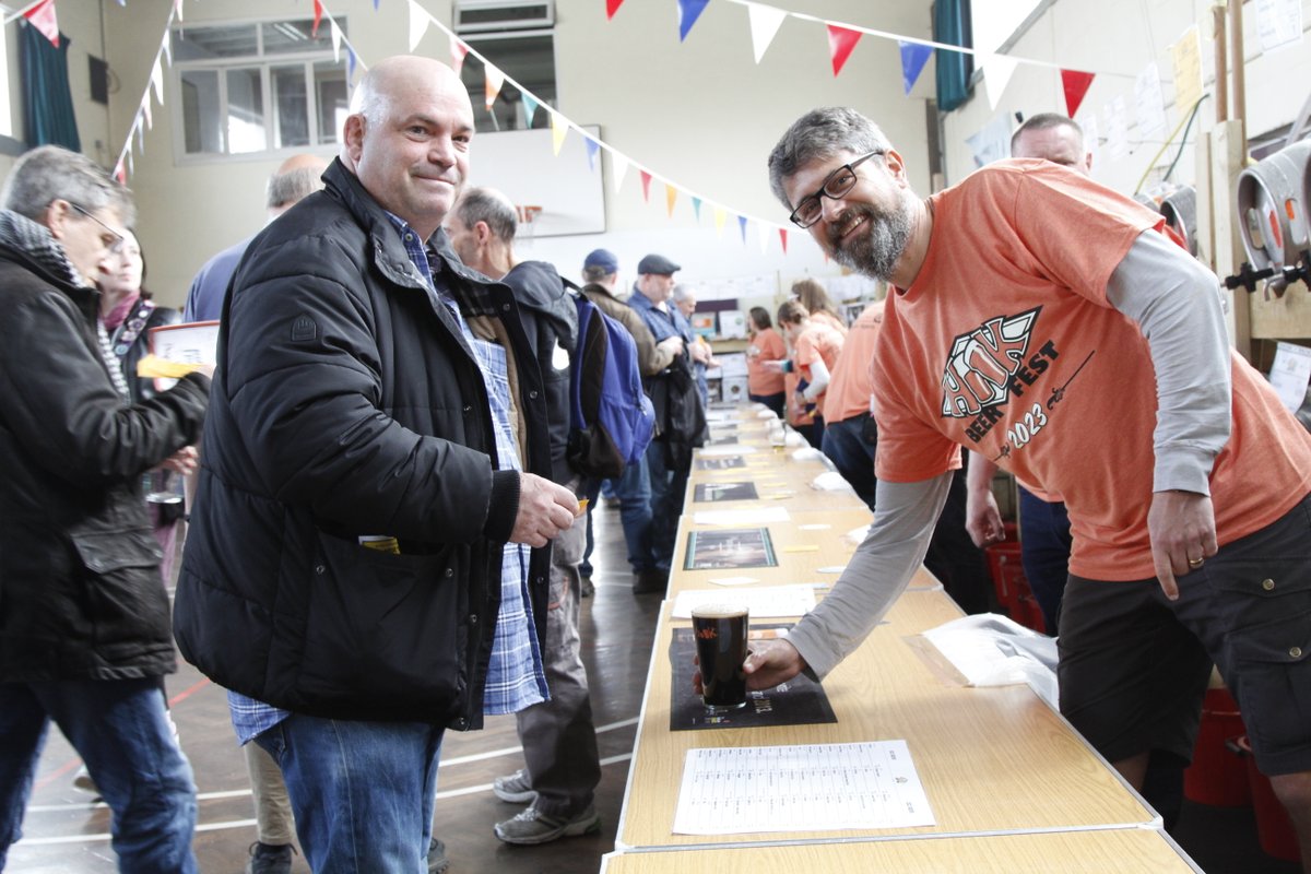 hookbeerfest's tweet photo. #HookBF Saturday afternoons first customers. https://t.co/zF4Bx2YxHF