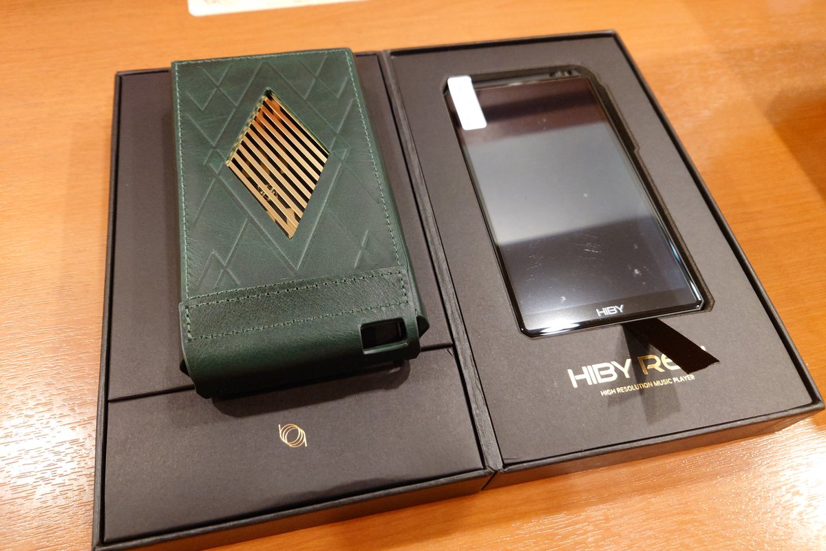 haruko_425's tweet photo. 🎊【 MNG 】🎊
HiBy R6Ⅲ(R6Gen3)をゲット😍📱
ポタオデの質がパワーアップ(˙꒳˙)🎧️♥️
このサイズ感で限界かな🐸⭕️
レザーケースも付いてきました。
明日からのお楽しみです…
#MNG #HiBy #R6Gen3 #ポタオデ #SHURE #SE846 #SE535 #SE425 #もやし生活 https://t.co/K3OyxJ5Pet